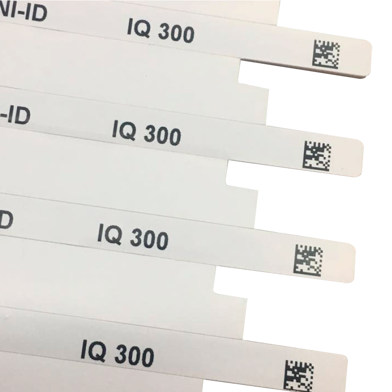 Adhesivo HID® Label Tag IQ300 OM (65 x 6 mm) - UHF M730 EU (ETSI)//HID® Label Tag IQ300 OM Sticker (65 x 6 mm) - UHF M730 EU (ETSI)