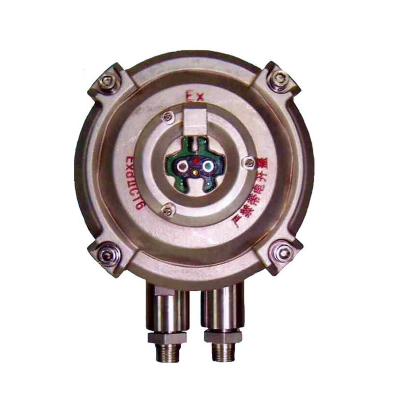 Detector de Llamas UTC™ GST® Digital y de Explosiones//UTC™ GST® Digital Explosion Proof Dual IR Flame Detector