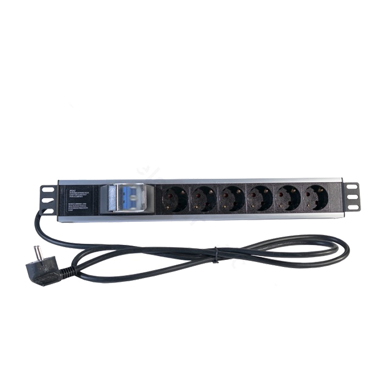Regleta de 19" con 6 Schukos + Magneto//Power Distribution Unit 19" 6 Schukos + Magneto